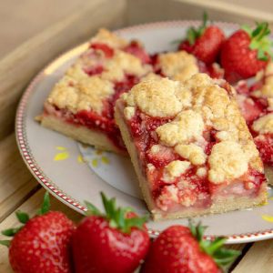 Erdbeer-Streuselkuchen