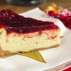 Käsekuchen mit Preiselbeeren