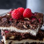 Cheesecake Brownies mit Himbeeren Rezept