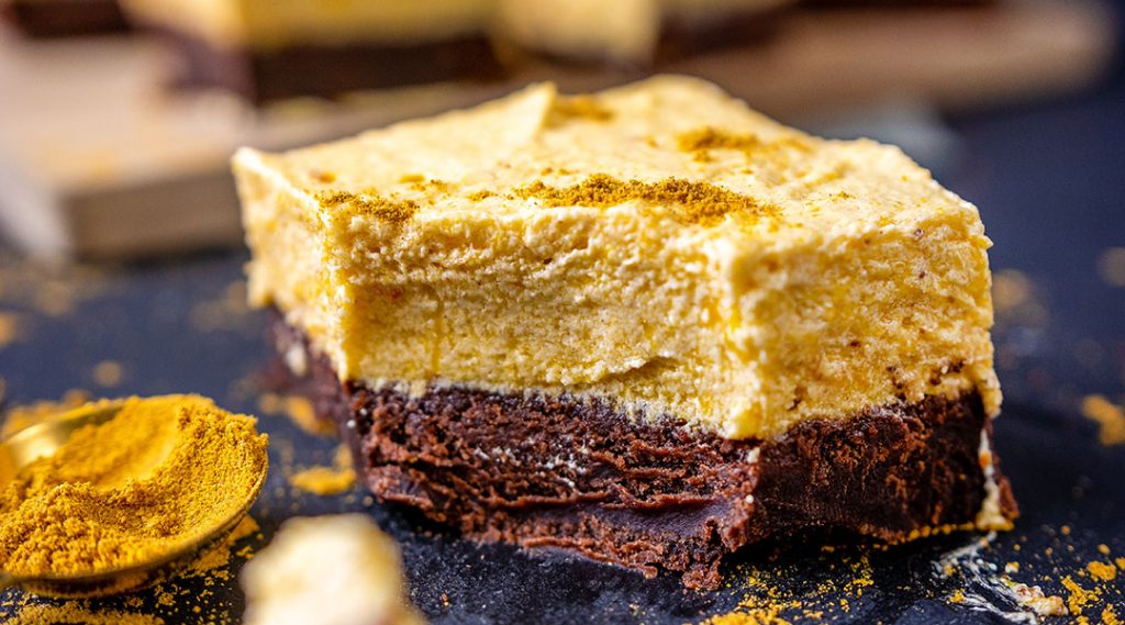 Saftige Brownies mit Pumpkin Spice Frosting