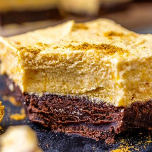 Saftige Brownies mit Pumpkin Spice Frosting