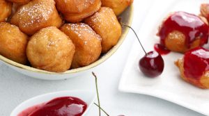 Frittierte Käsekuchenbällchen