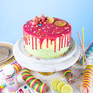 Sommer Drip Cake Torte