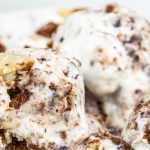 Brookie Joghurt Blaubeer-Eis