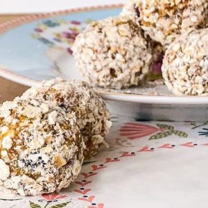 Energy Balls mit Aprikosen