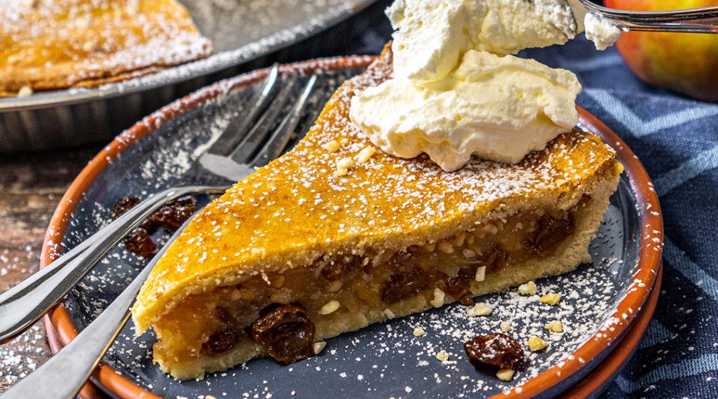 Gedeckter Apfelkuchen