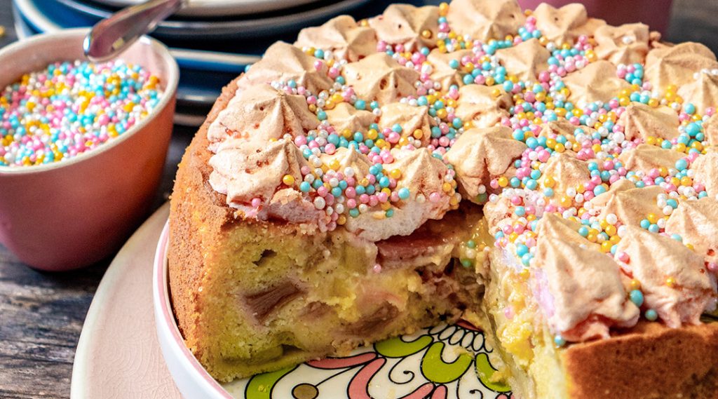 Rhabarberkuchen mit Baiser