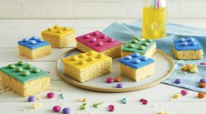 Lego®-Steine aus Fanta®-Kuchen Rezept