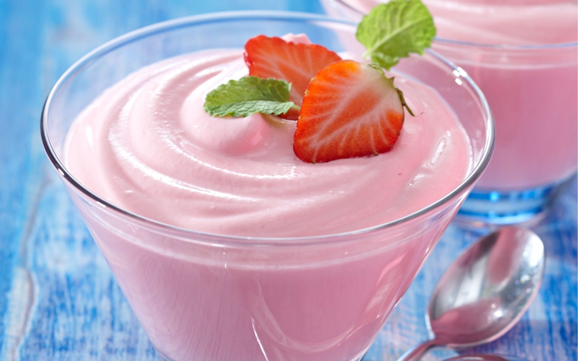 RUF Quark-Dessert Erdbeer-Geschmack – RUF Lebensmittel